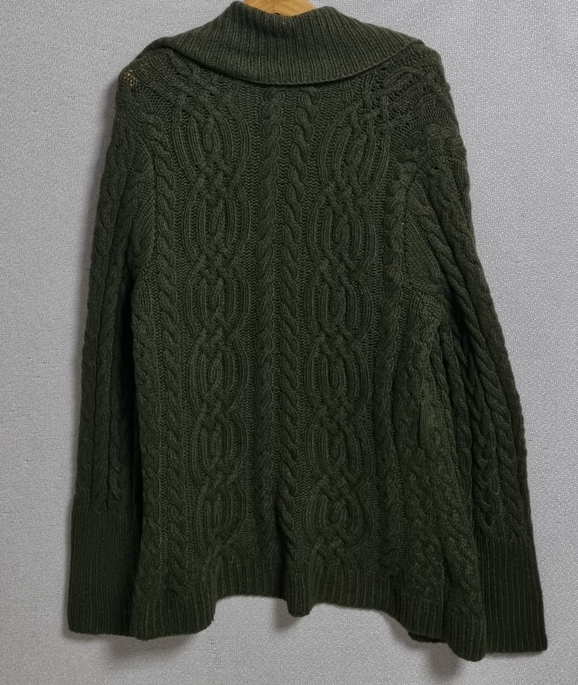 L (77) 폴로 카키 꽈배기 니트 오픈 가디건 캐시미어혼방 핸드니트 상품이미지2