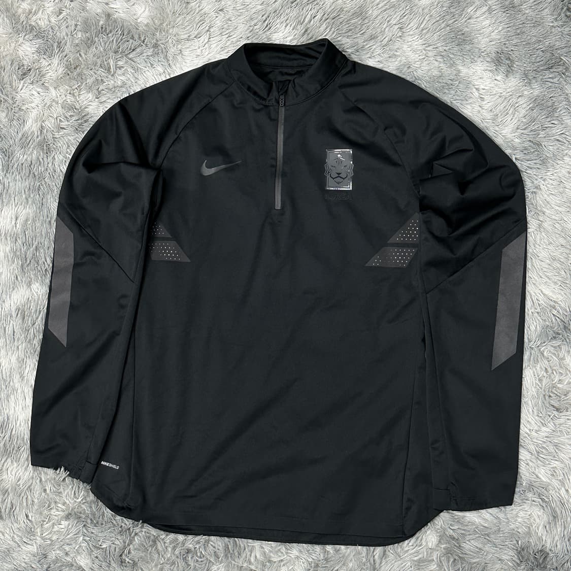 나이키 대한민국 쉴드 탑 블랙 L 상품이미지1
