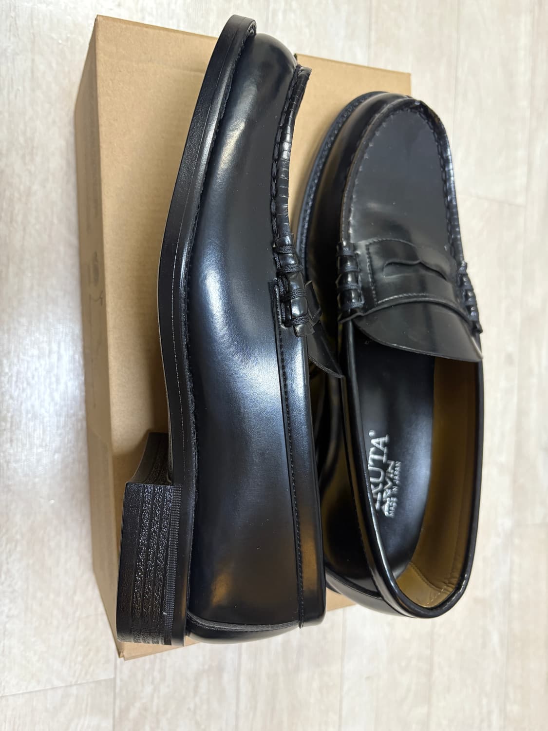 하루타 pu 페니로퍼 블랙 265 새상품 상품이미지4