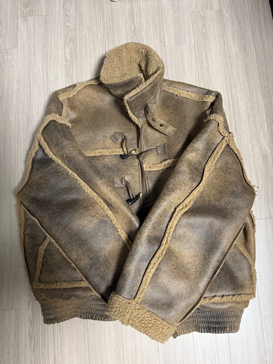 단스튜디오 무스탕 상품이미지1