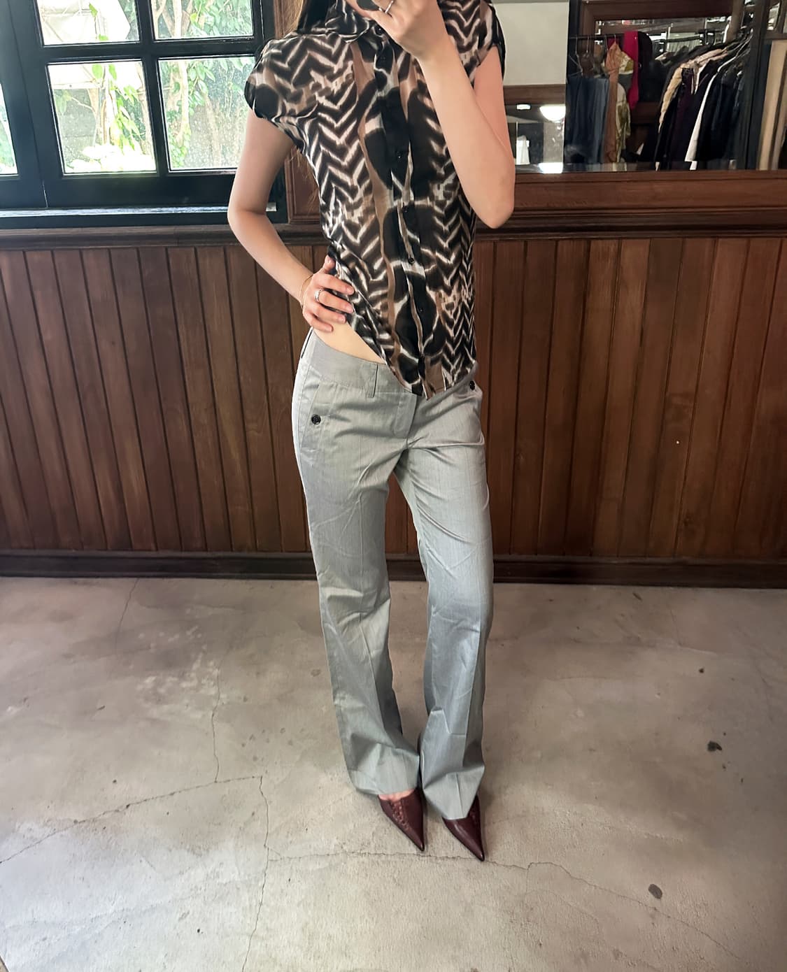BURBERRY LONDON semi-bootcut pants 상품이미지1