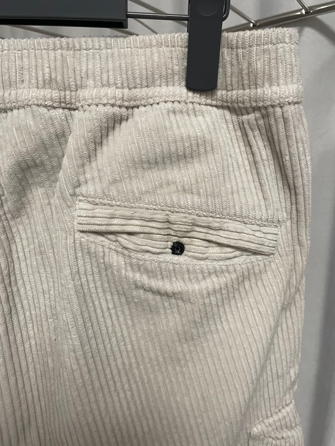 [32] 스톤아일랜드 23FW 코듀로이 카고팬츠 바지 상품이미지4