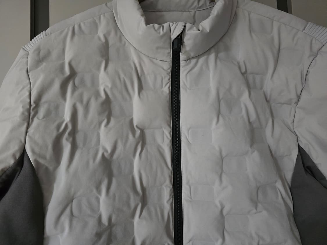 커터앤벅 남성 덕다운 경량패딩.
싸이즈 110 상품이미지2