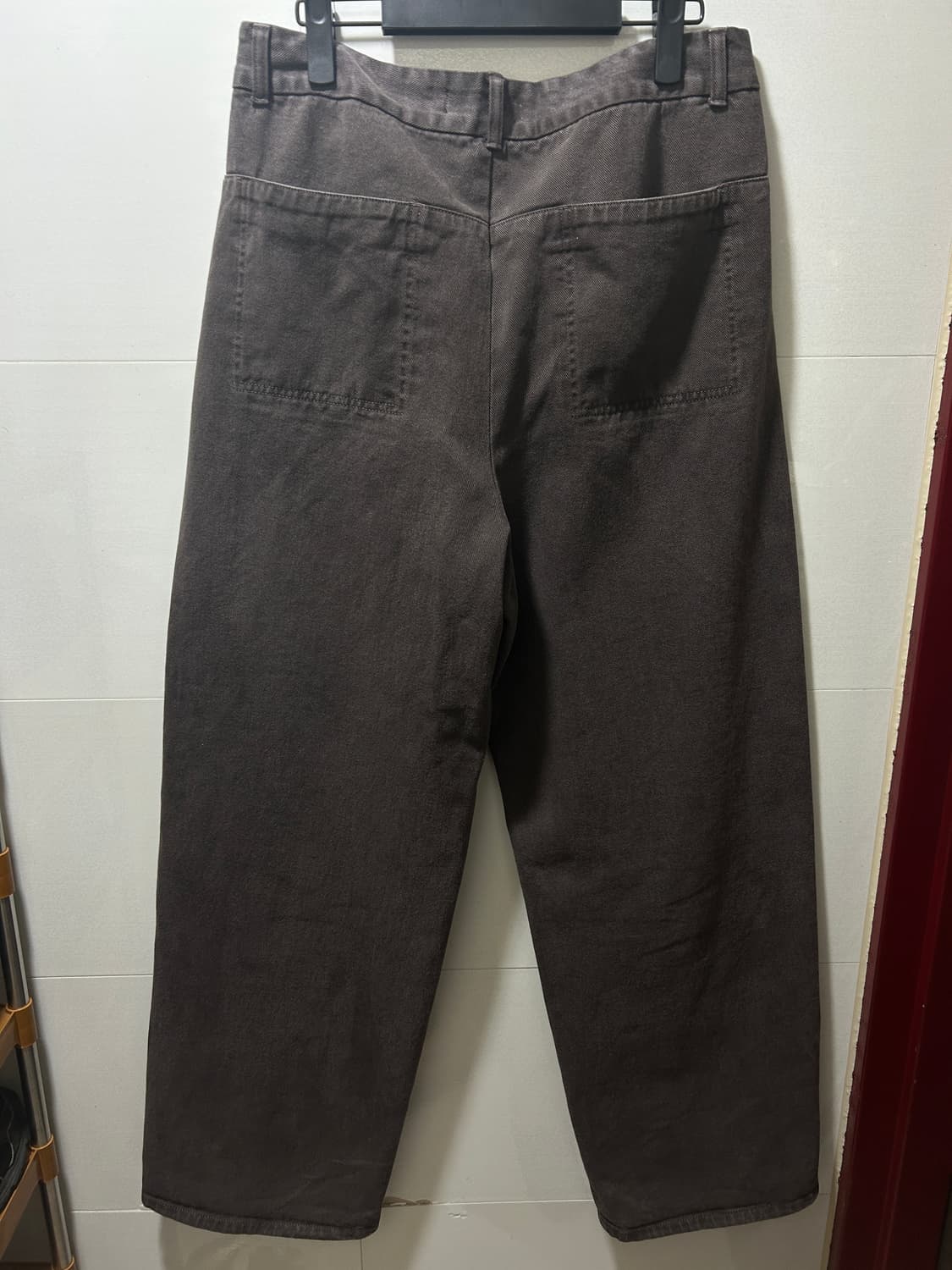 26ss 아모멘토 가먼트 다잉 커브드 팬츠 상품이미지5