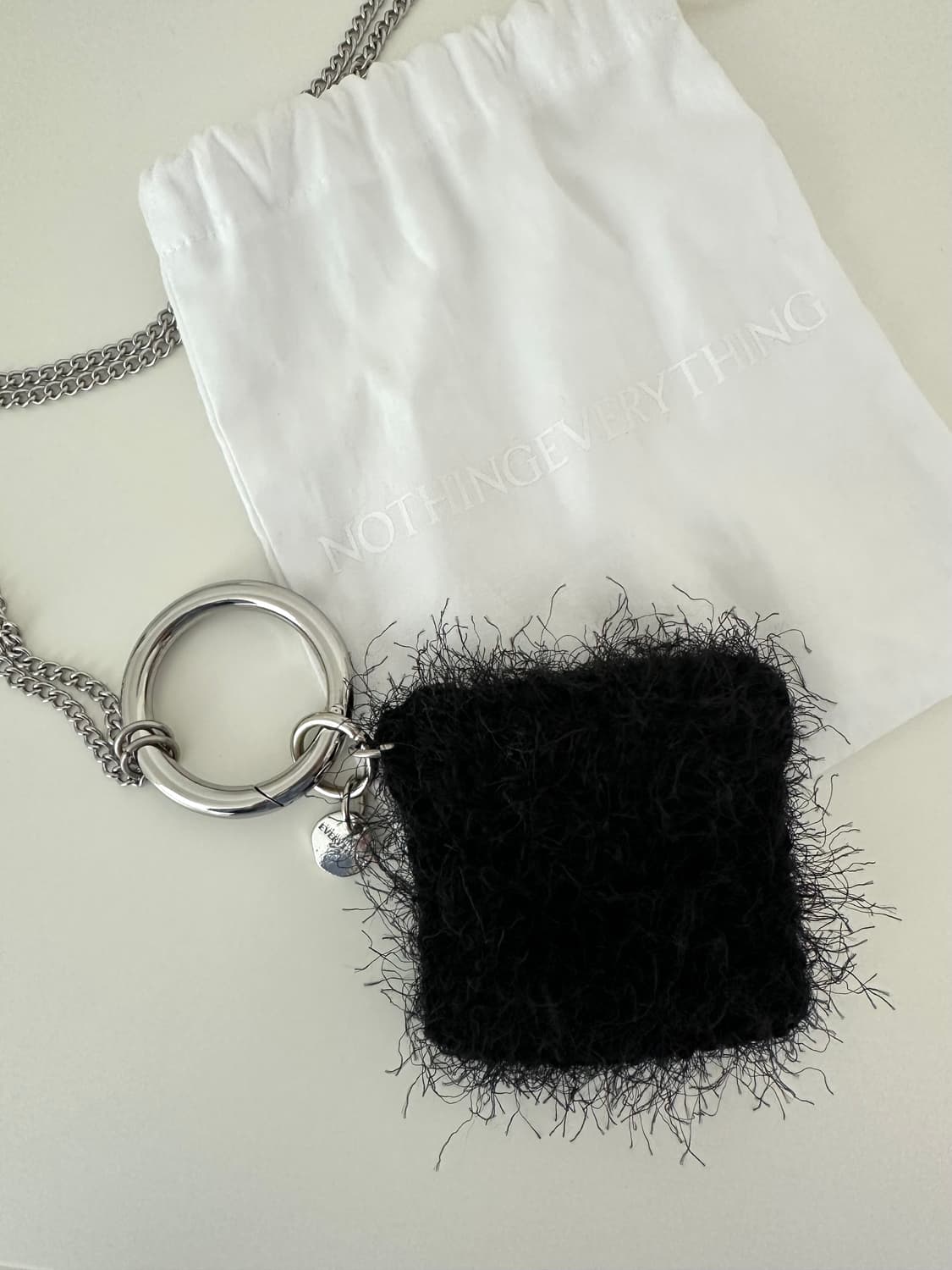 낫띵에브리띵 파우치 키링 인 블랙 상품이미지4