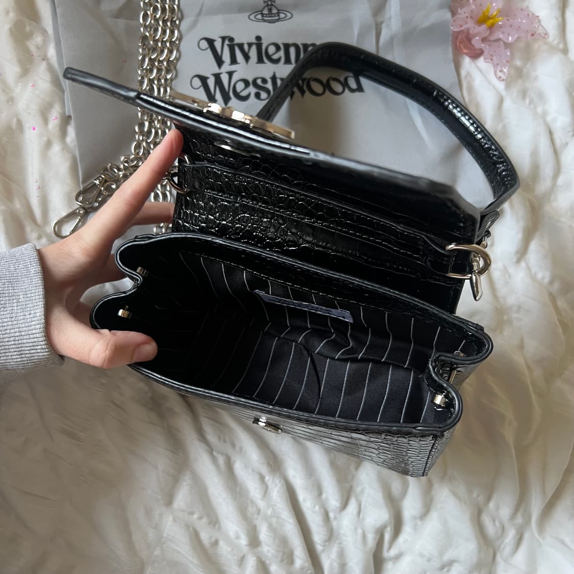 비비안웨스트우드 헤이즐 스몰 핸드백  상품이미지9