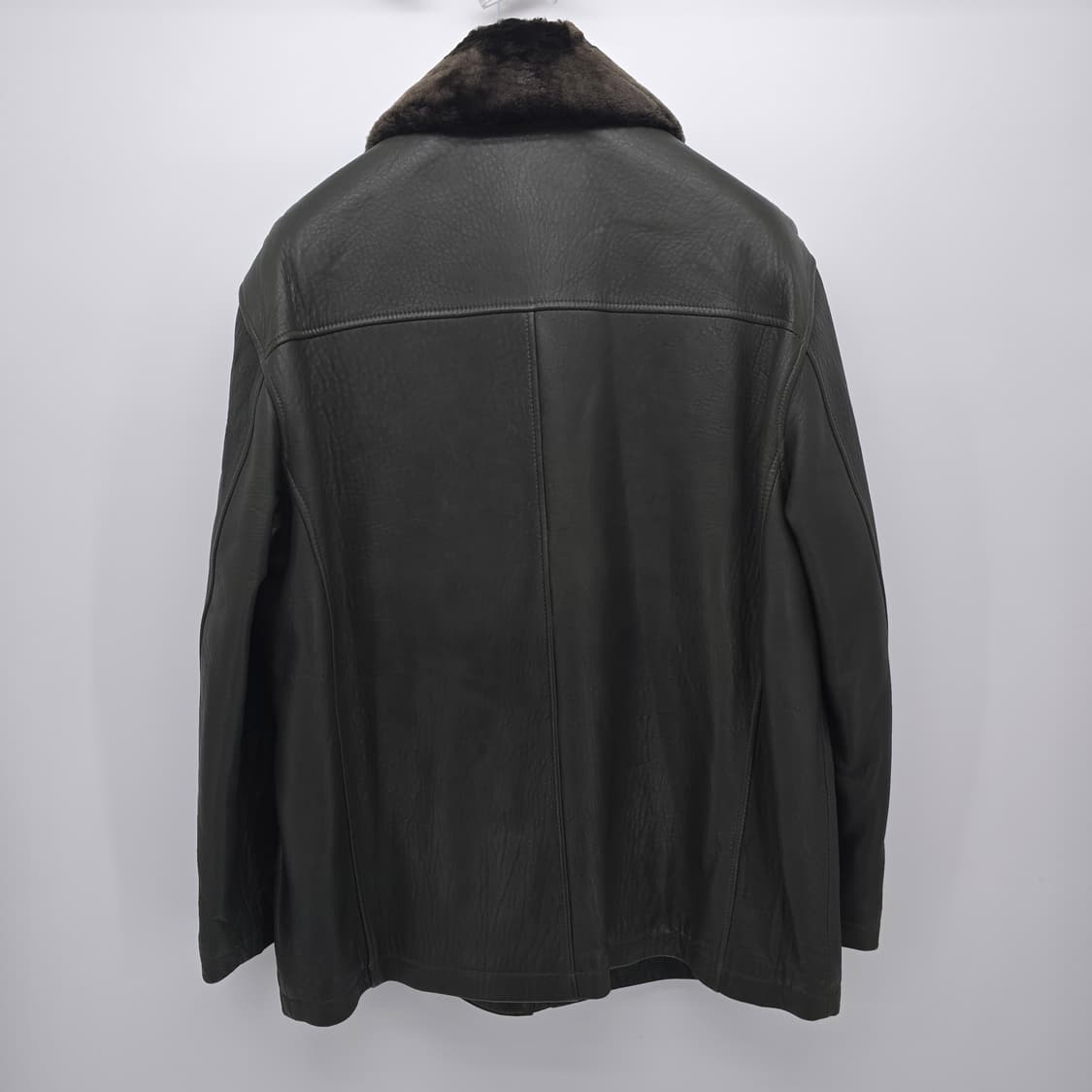 이브 생로랑 클래식 쉽 레더 자켓 상품이미지10