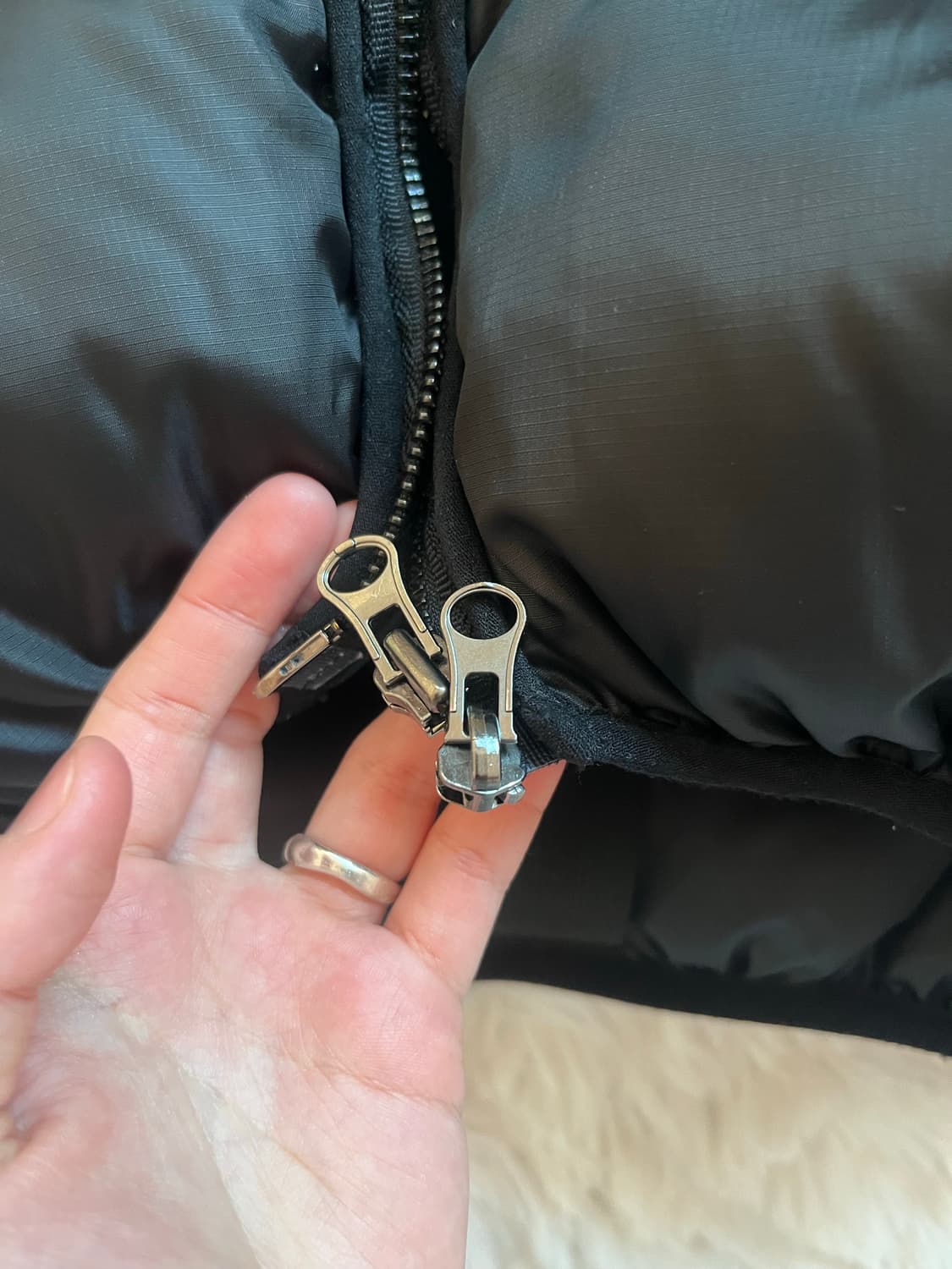 에옹쓰 패딩 조끼 상품이미지3