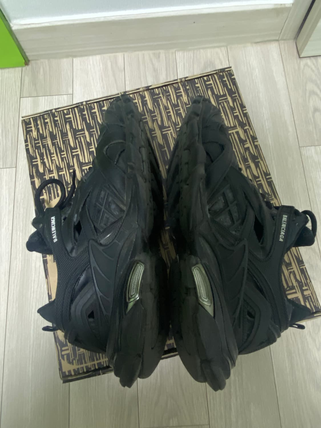 (42) 발렌시아가 트랙2 블랙 상품이미지3