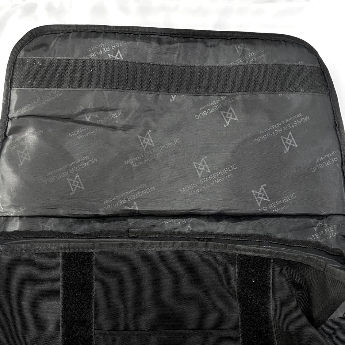 몬스터리퍼블릭 어드벤스 베이직 크로스백 메신저백 노트북 가방 상품이미지5