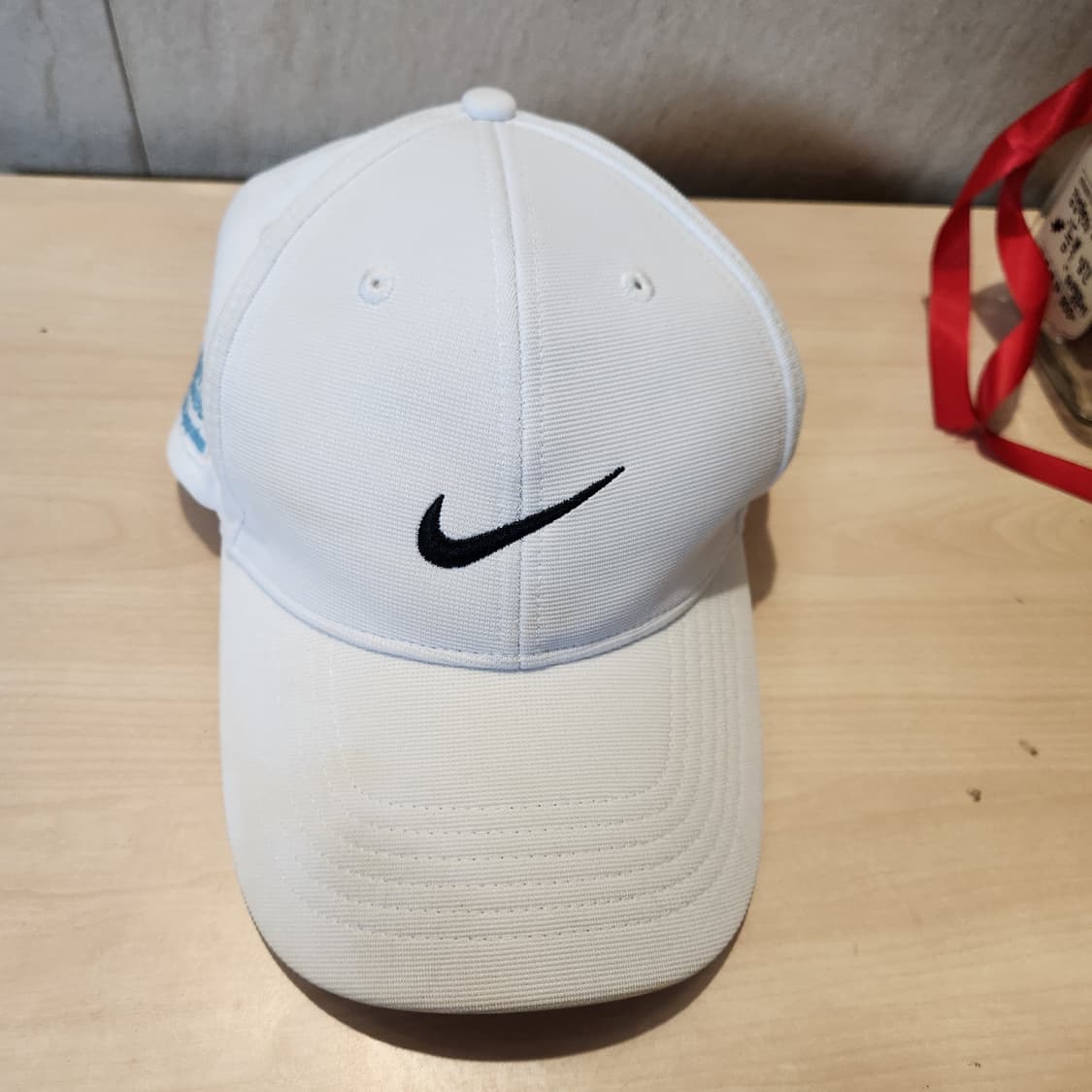 Nike Golf 화이트 볼캡 | Applied Materials 패치 상품이미지1