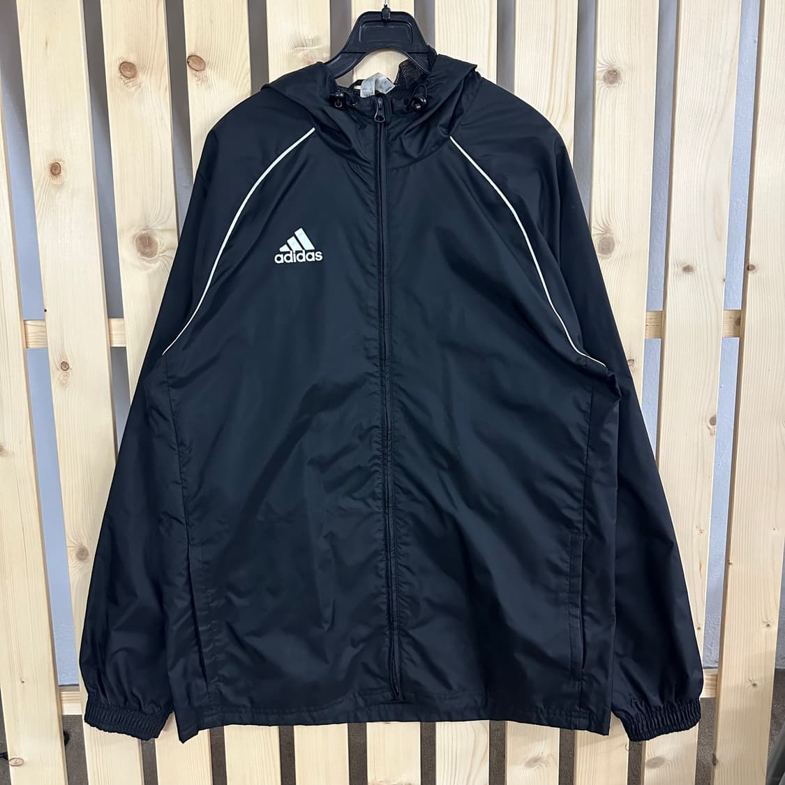 (XL) 아디다스 블랙 바람막이 자켓 상품이미지1