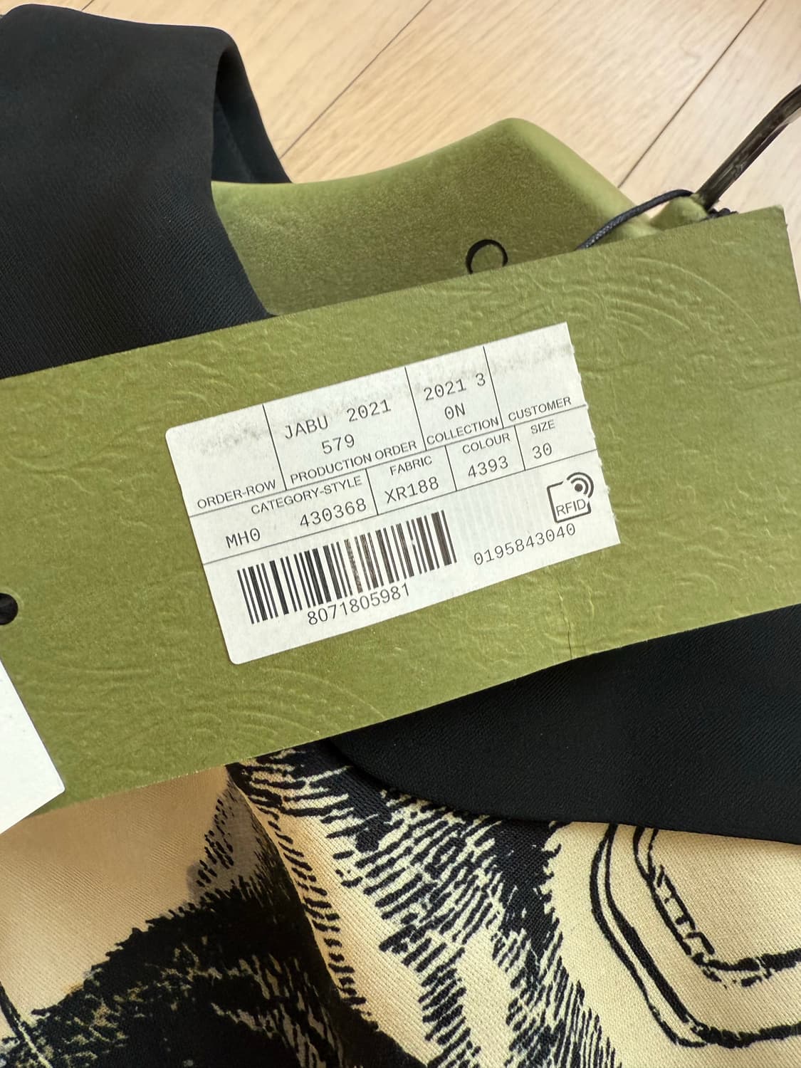 [2회착용.정가300이상] GUCCI 고급스럽고 우아한 타이거 원피스 상품이미지3