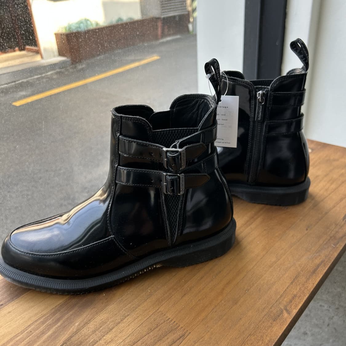 16327 - 닥터마틴 플로라 첼시 버클 부츠 상품이미지3