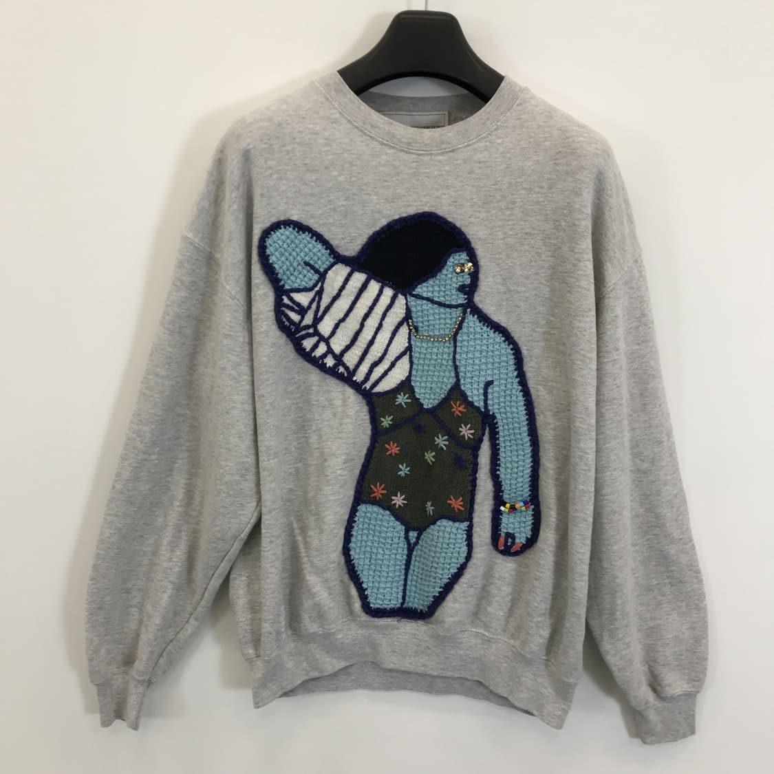 미카엘라버거 핸드메이드 자수 스웻셔츠 [여성L] 상품이미지1