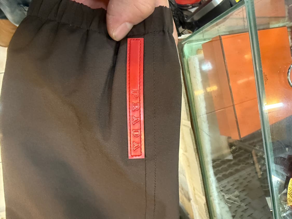 48/100 정품 프라다 고어텍스 후드자켓 팝니다 상품이미지2