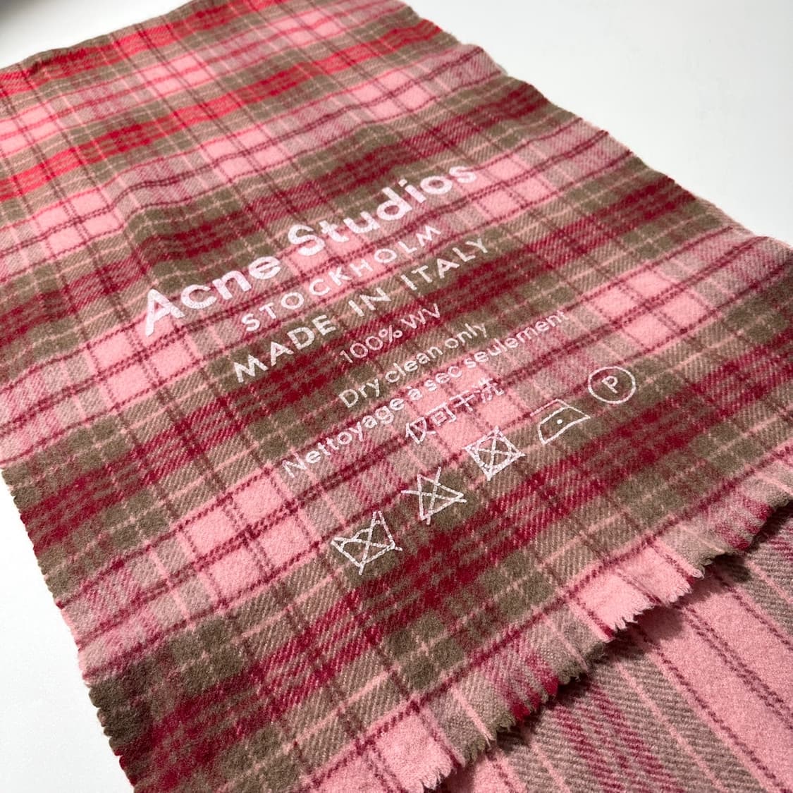 아크네 스튜디오 타탄체크 머플러 목도리 상품이미지4