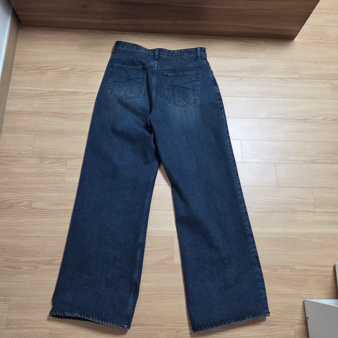 벨리에 트루 와이드 데님 팬츠 미드나잇 인디고 30 (롱기장, 수선)
 상품이미지5