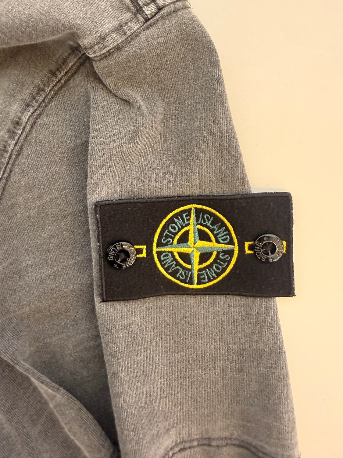 스톤( Stone Island )  워싱 반팔티 상품이미지4