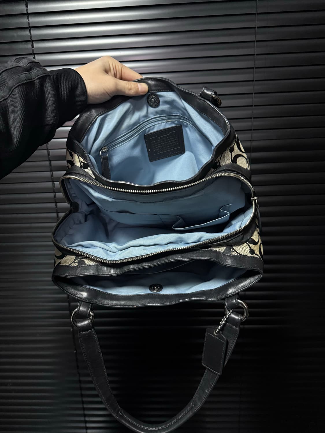 코치 로고 컨버스 가죽 소재 시그니처 블랙 버클 링 고스 펑크 락시크 상품이미지8