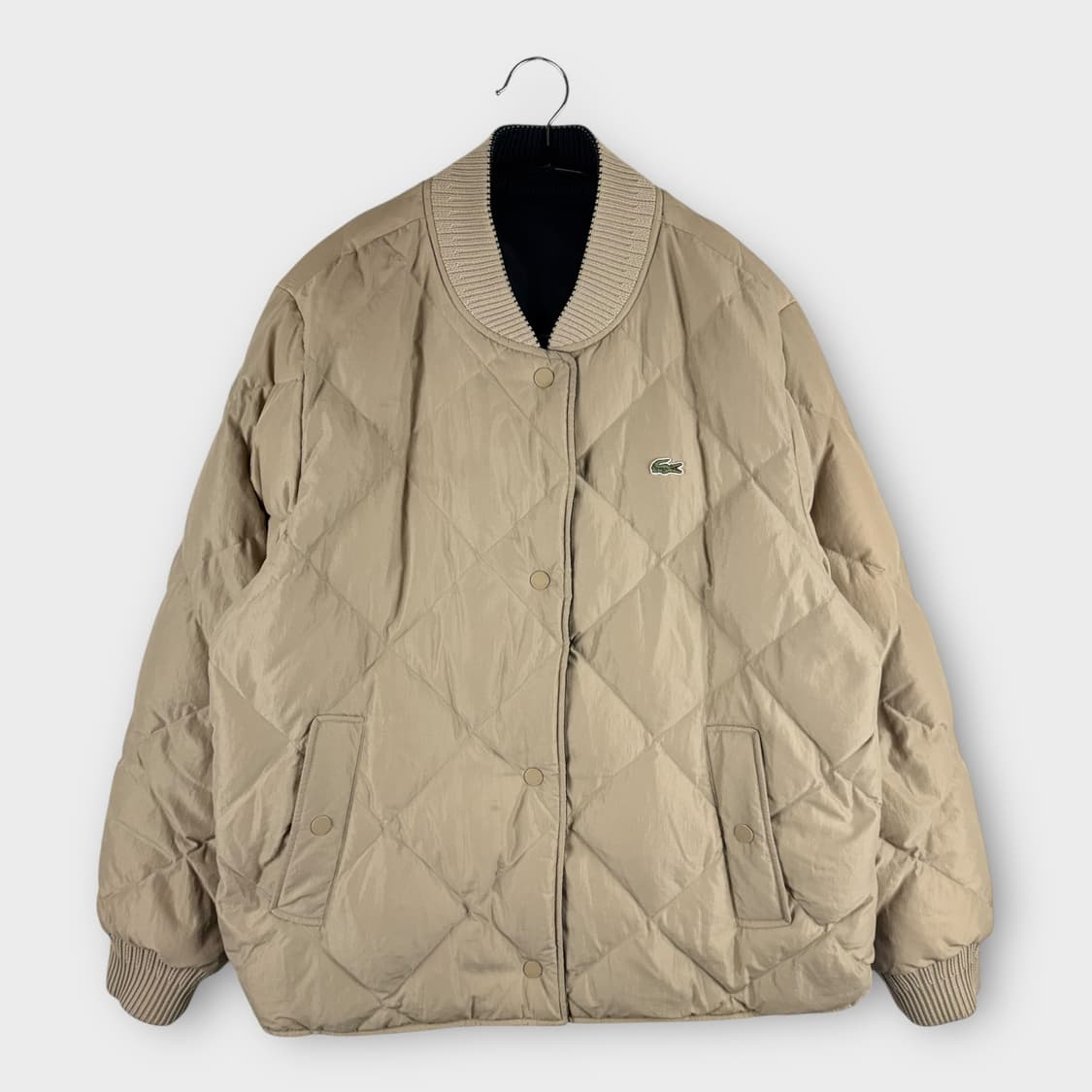 (38) 라코스테 우먼스 다이아몬드 퀼팅 리버시블 점퍼 네이비/베이지 상품이미지1
