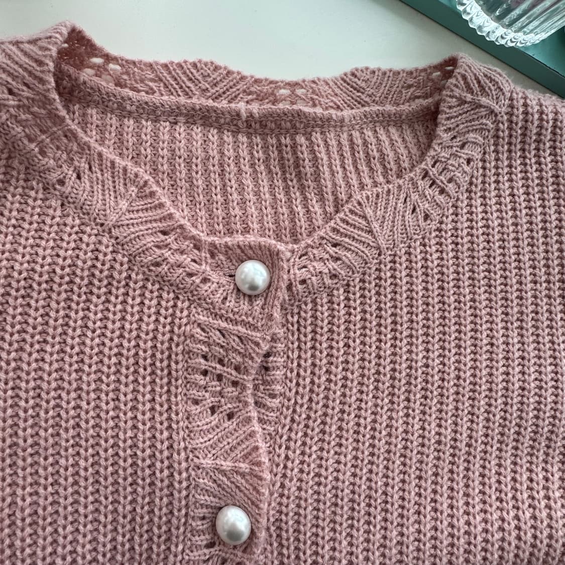 살구핑크 진주단추 긴팔 니트 가디건 상품이미지4
