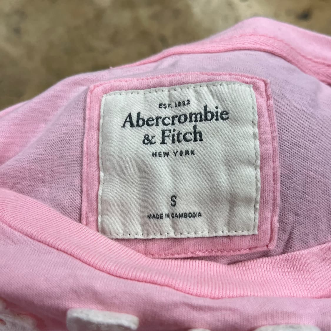 아베크롬비 딸기우유 핑크 딱붙 반팔 상품이미지4