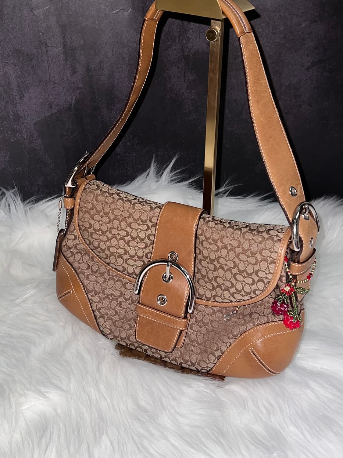 90s coach mini 시그니처 캔버스 탠 브라운 레더 소호 숄더백 상품이미지1