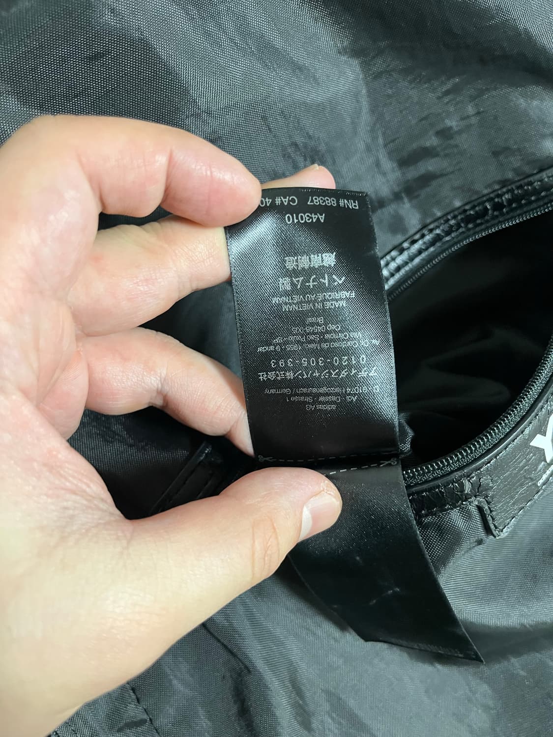 Y-3 요지야마모토 사이드 지퍼 백팩 블랙 상품이미지8