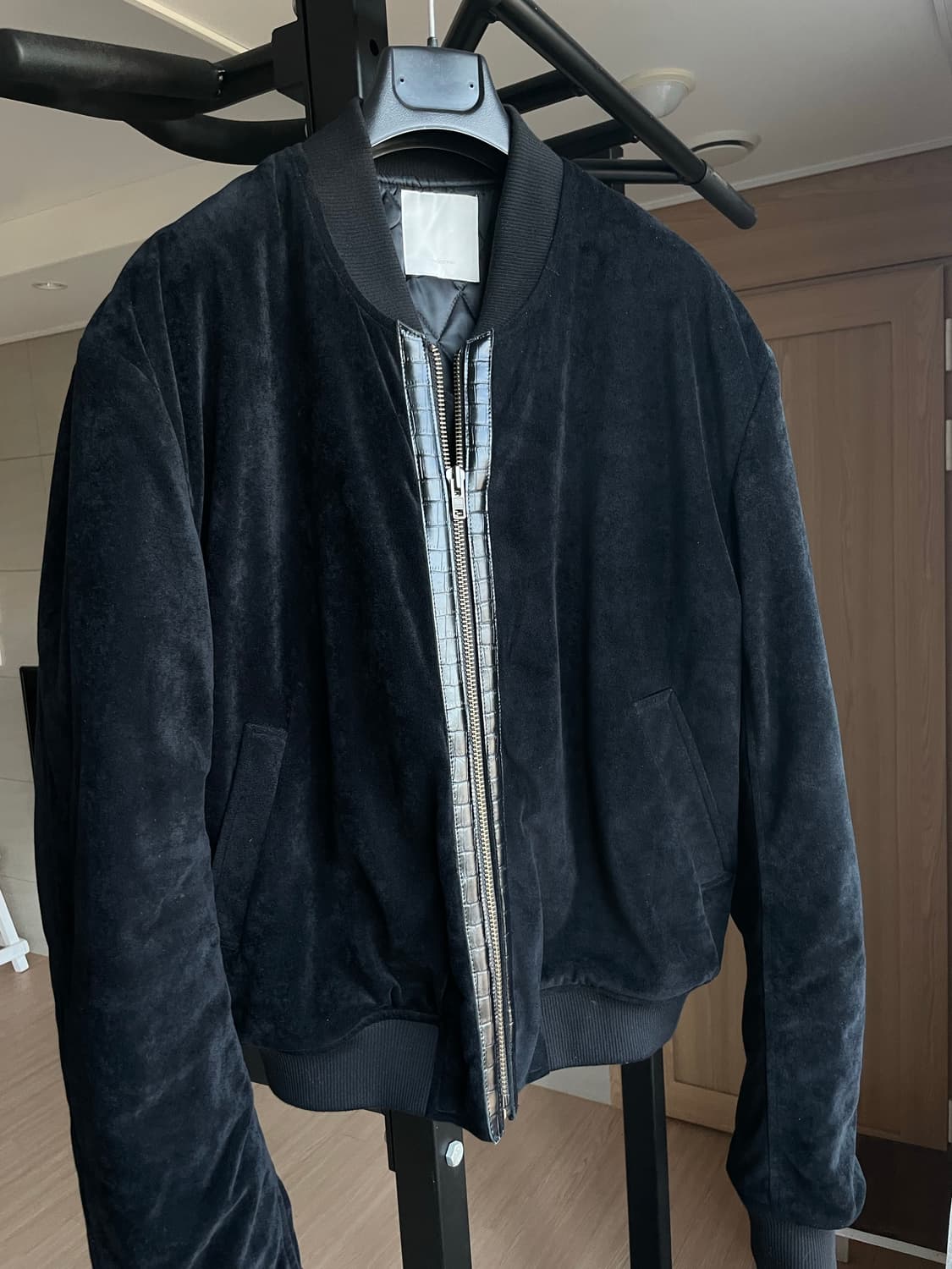 에모스탠스클럽 벨루어 봄버  상품이미지1