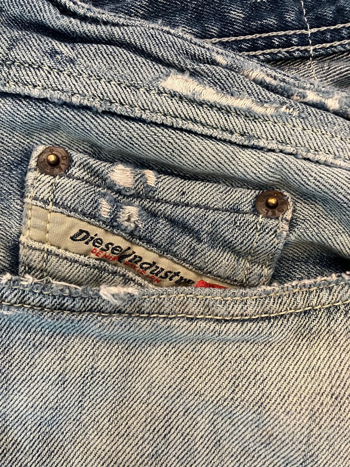 디젤 디스트로이드 바이커 진 32 상품이미지4