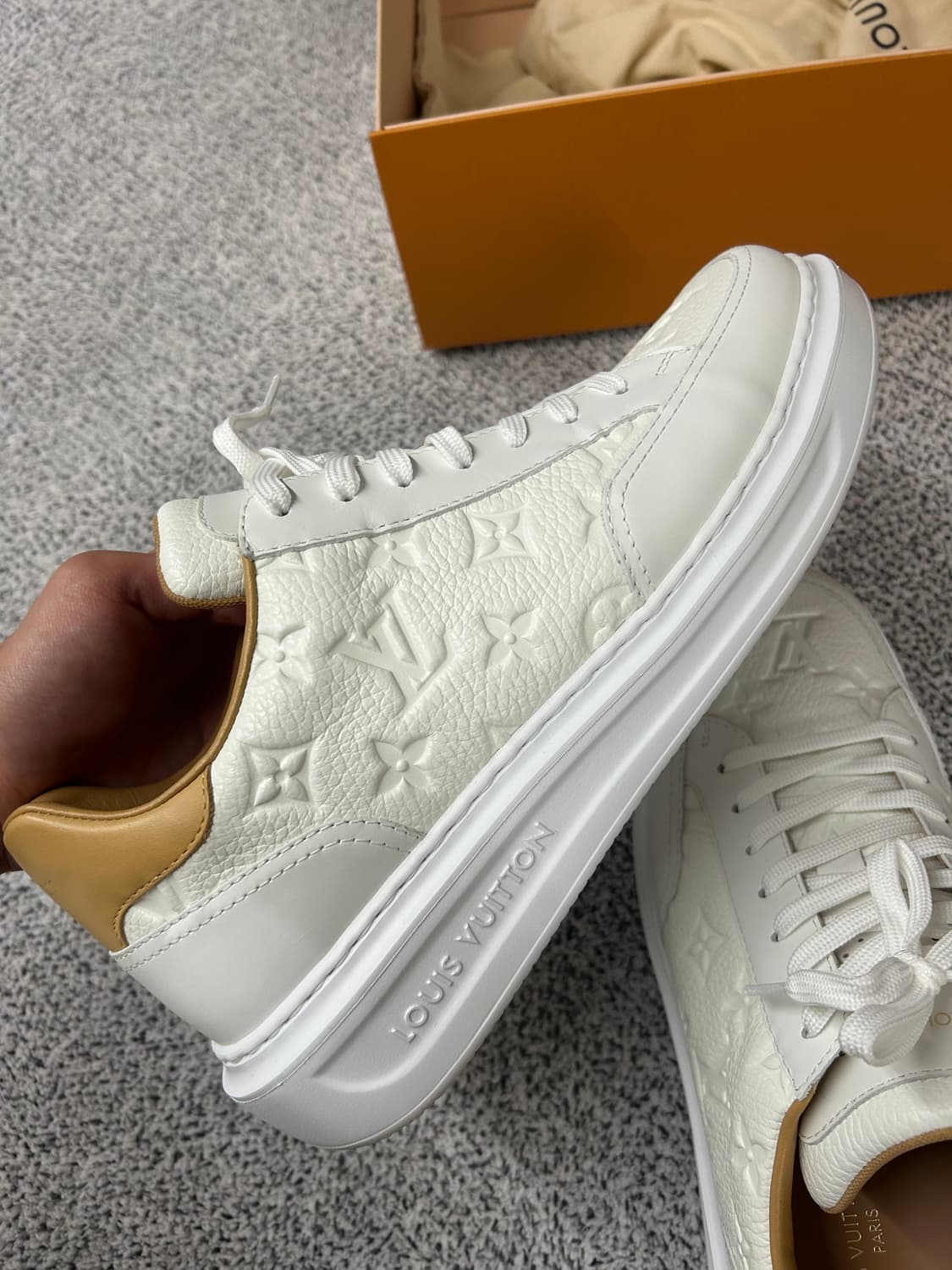 [새상품/270] 루이비통 비버리힐스 스니커즈  상품이미지2