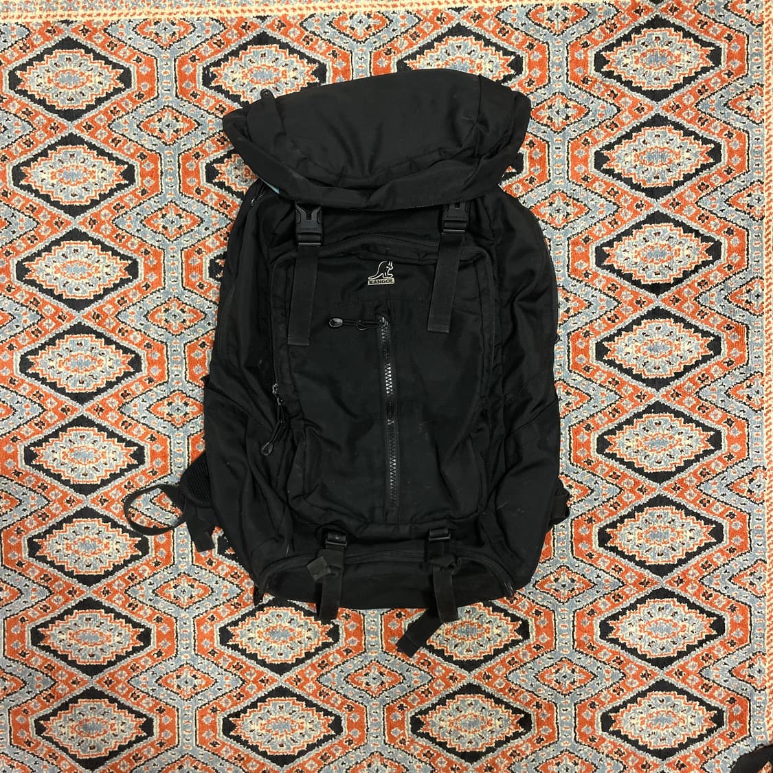 캉골 블랙 트래블 백팩 상품이미지1