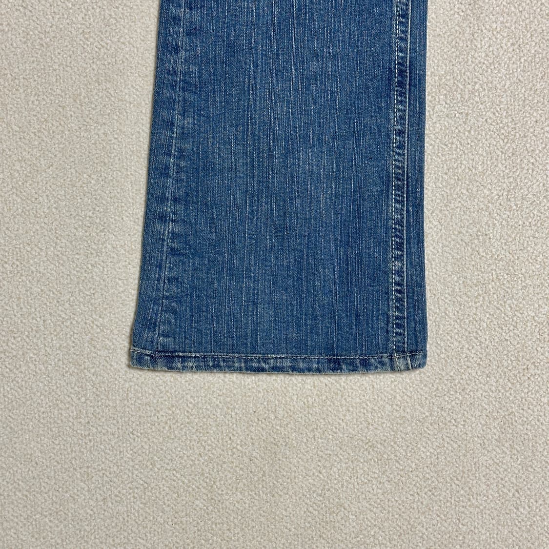 디젤 CHEROCK 로우라이즈 부츠컷 데님 팬츠 상품이미지5