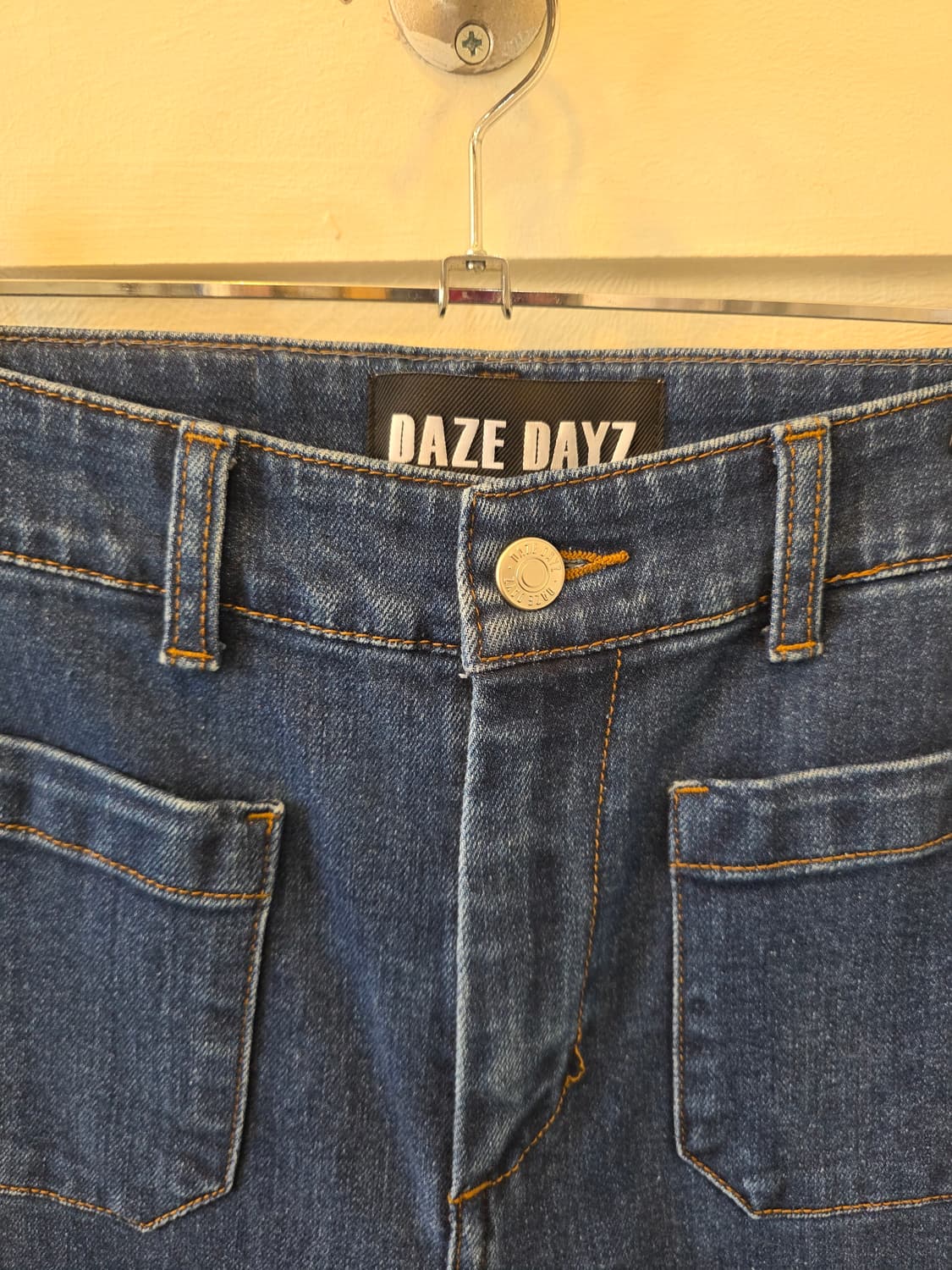 데이즈 데이즈 제인 플레어 진 팬츠 상품이미지1