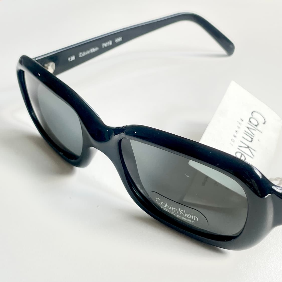Calcin Klein 캘빈 클라인 사의 빈티지 선글라스 상품이미지2