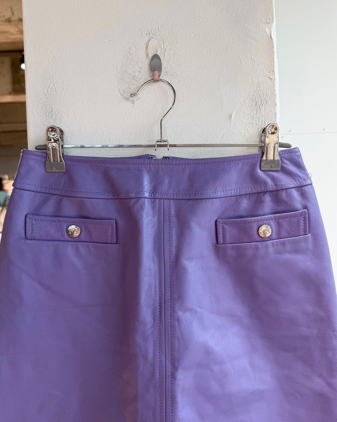 쿠레쥬 퍼플 레더 미니스커트  상품이미지3