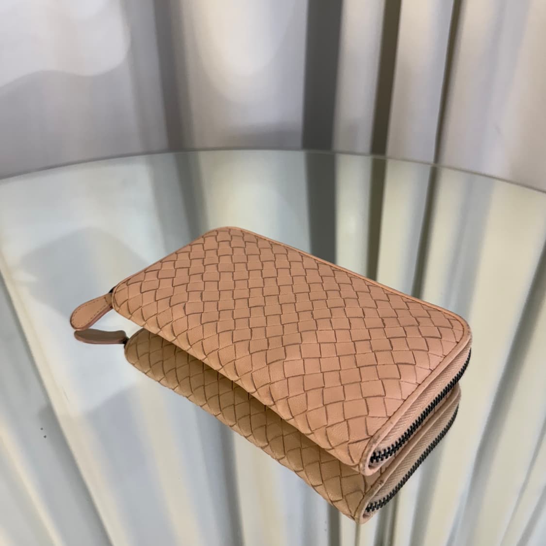 보테가베네타 인트레치아토 지퍼돌이 장지갑 상품이미지3