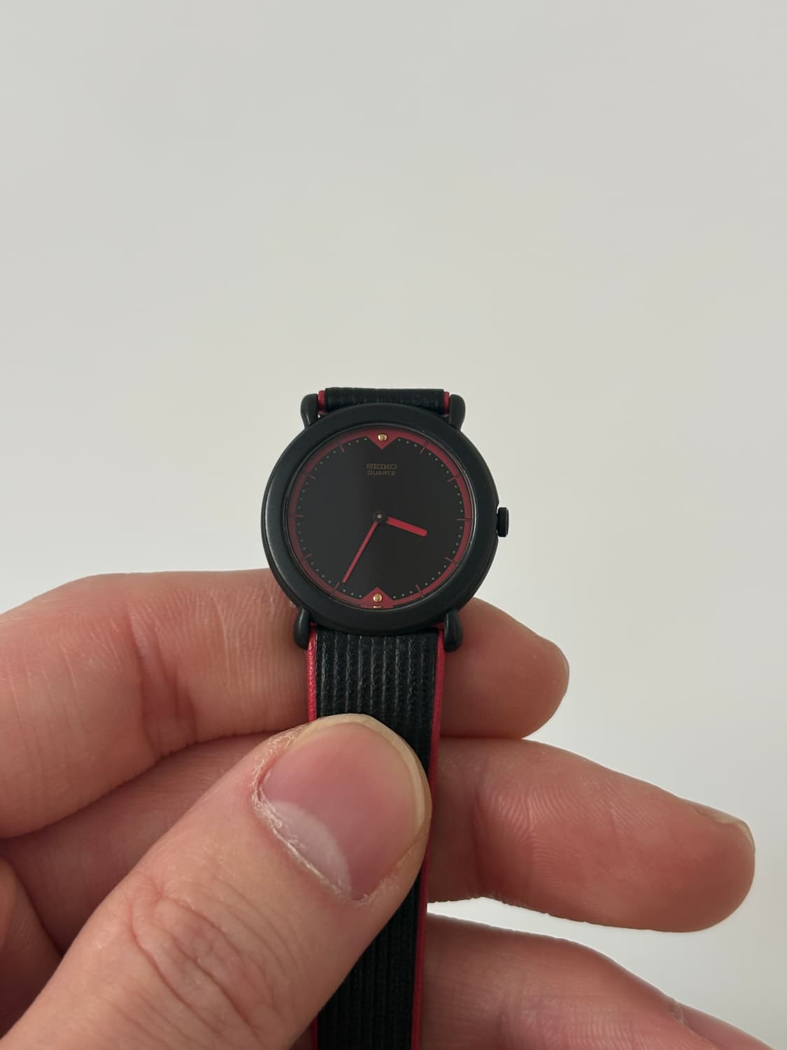 1980s Red Point Black Ladies Quartz 상품이미지2