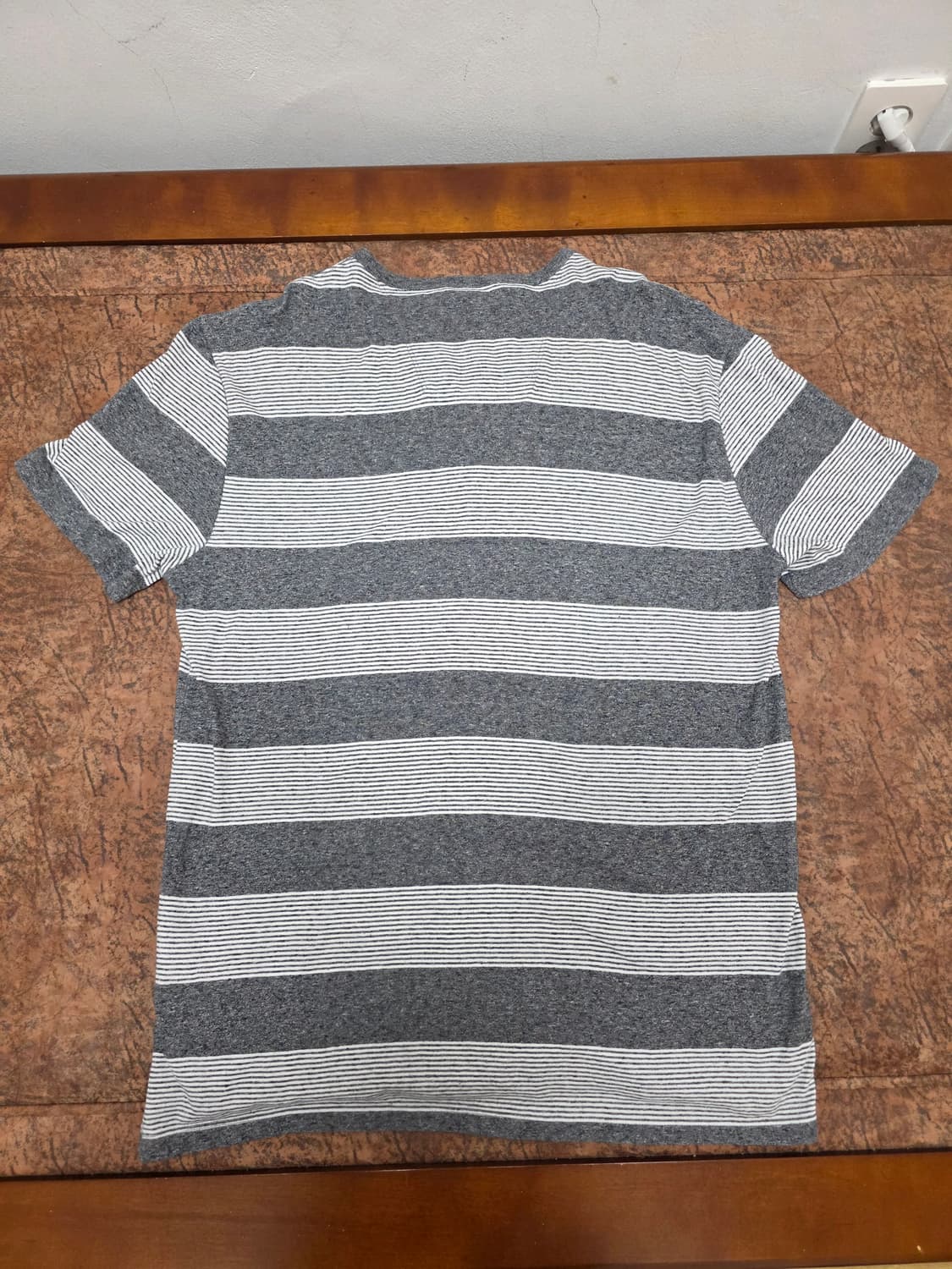 캘빈클라인 스트라이프 헨리넥 반팔티 L 상품이미지6