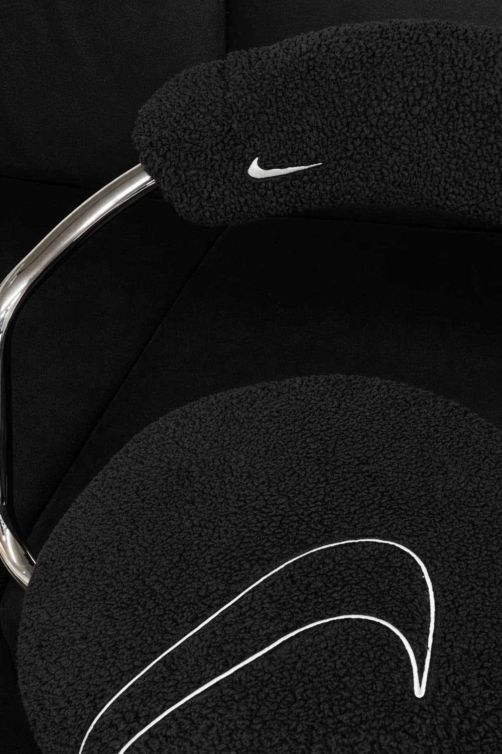 나이키 셰르파 스우시 업사이클링 의자 상품이미지4