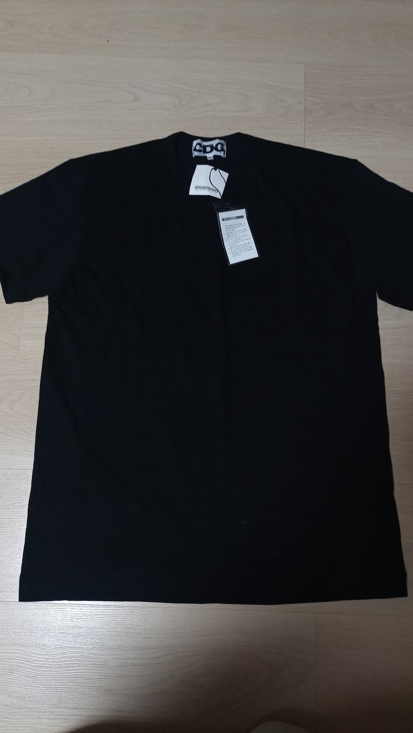 백화점 정품 꼼데가르송 CDG 반팔티 XXL 새상품 상품이미지2