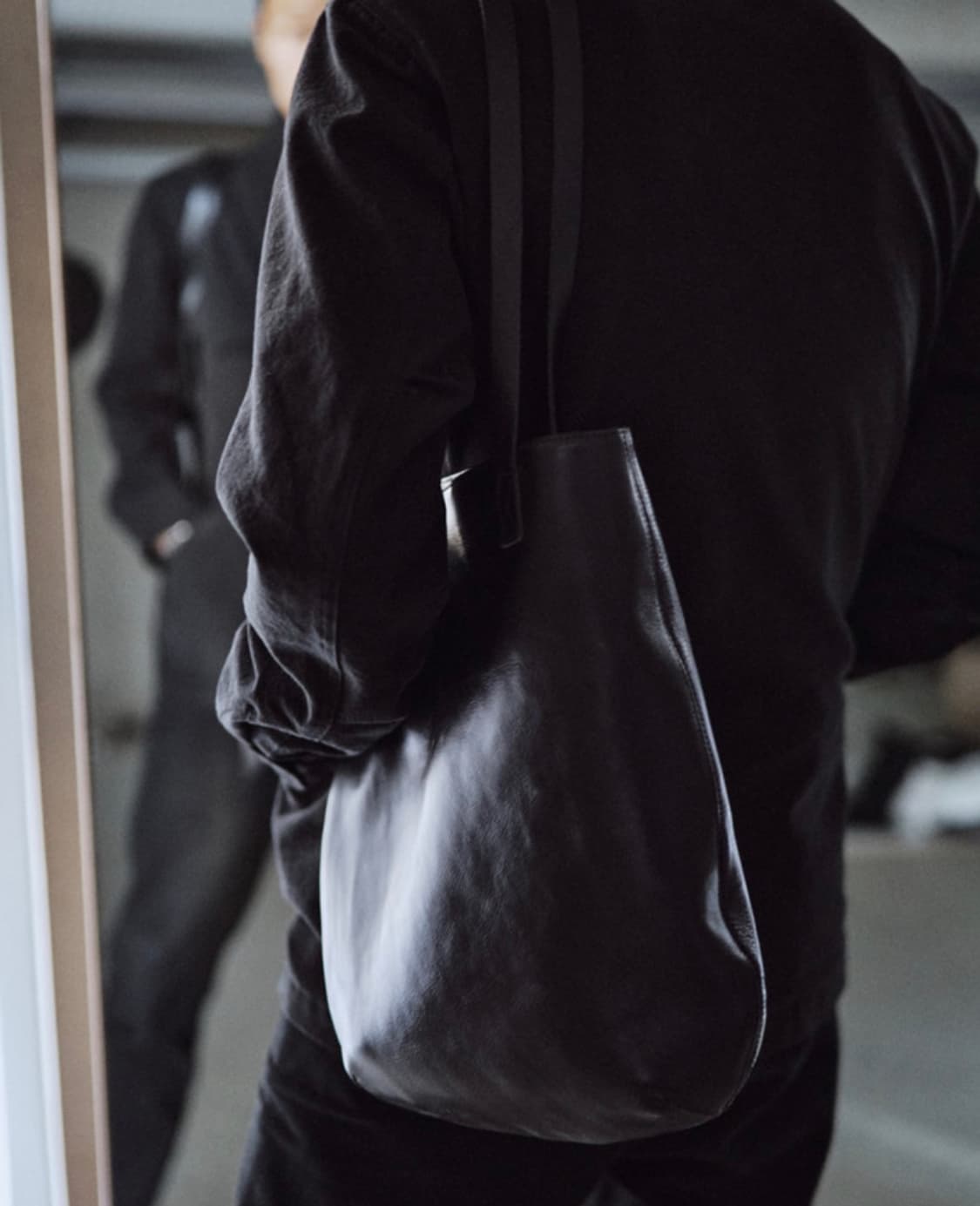 [OS] textured leather tote bag 상품이미지1