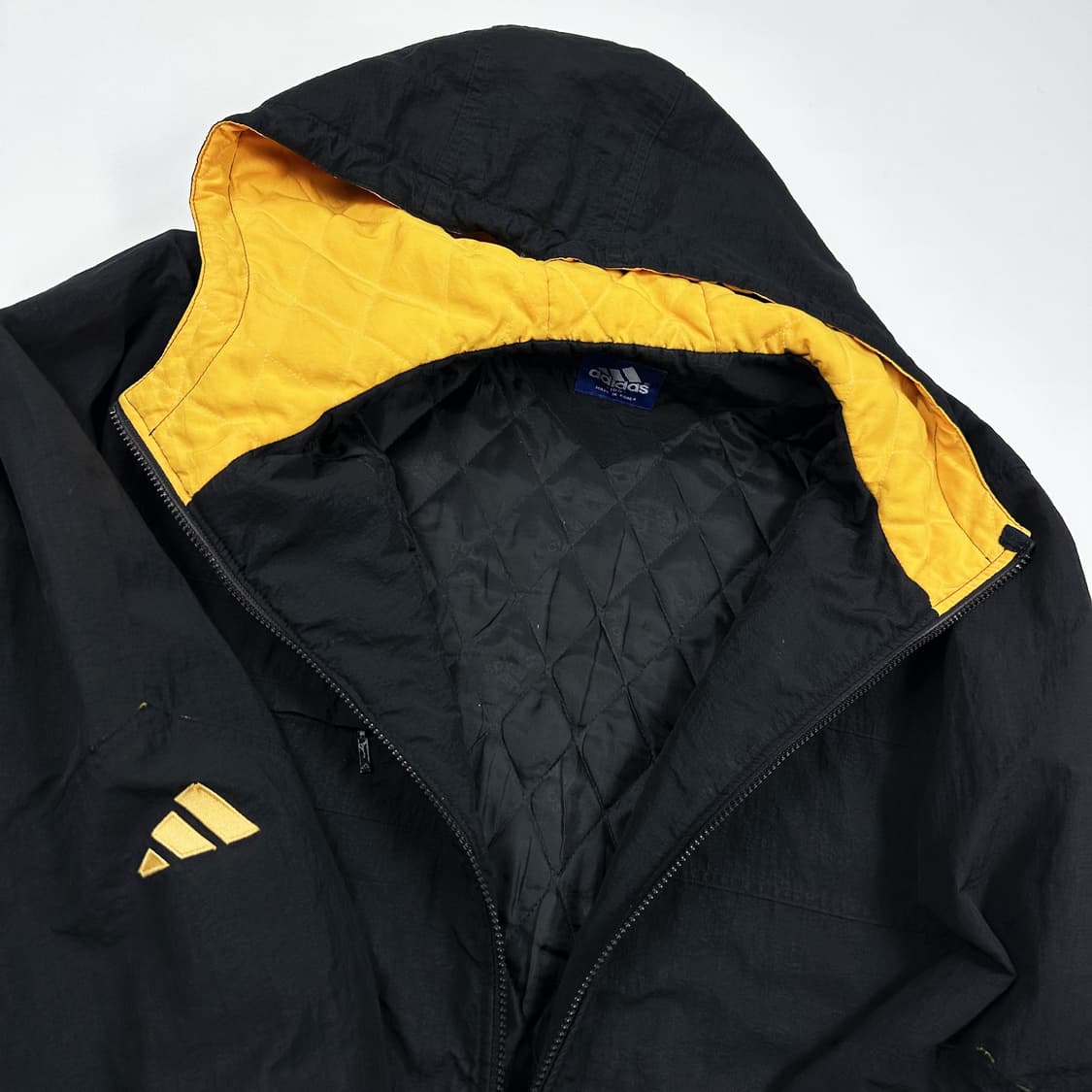 아디다스 올드스쿨 빈티지 오버핏 누빔 점퍼 블랙 L 상품이미지4