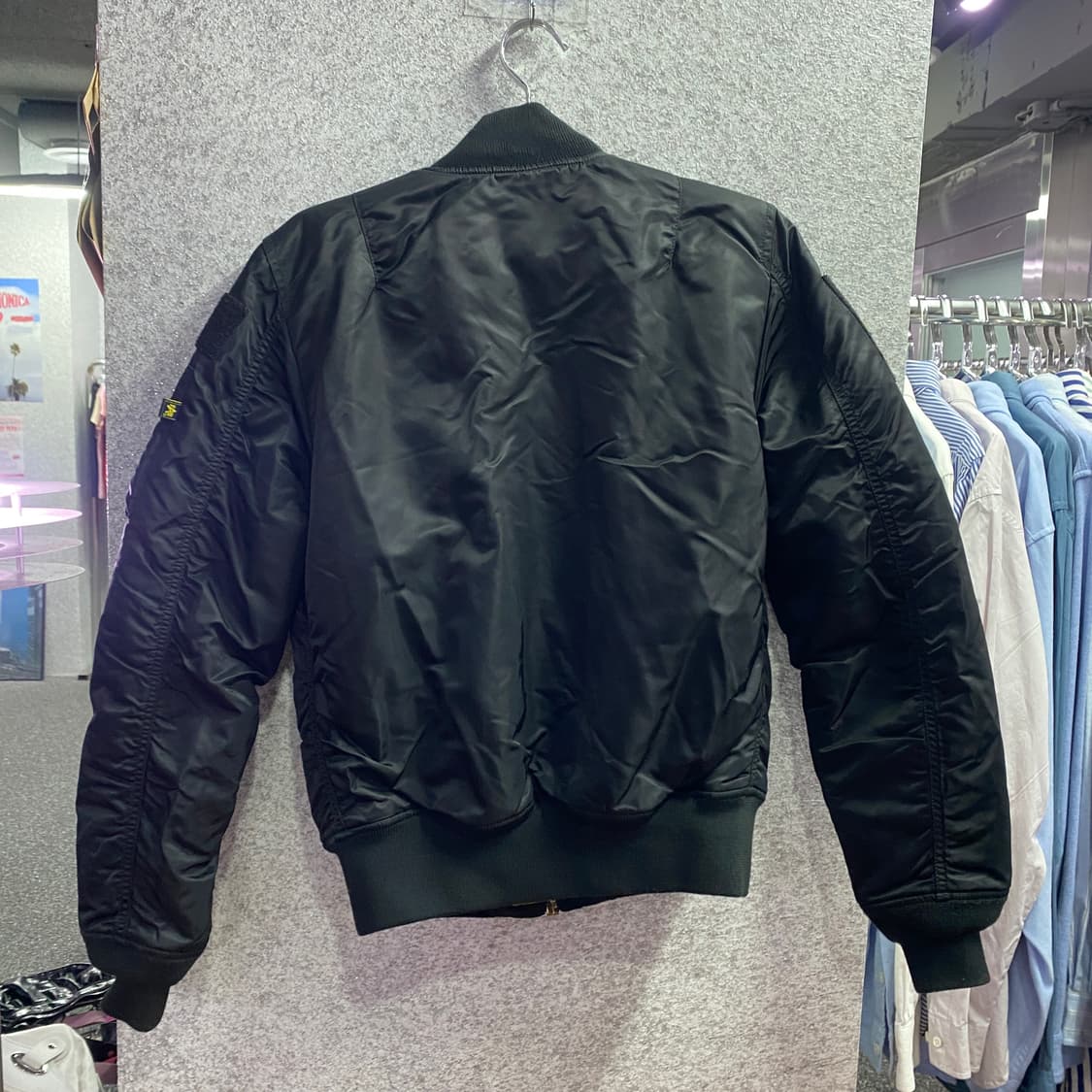 알파인더스트리 리버시블 패치 ma-1 항공 봄버 점퍼 B3226  상품이미지3