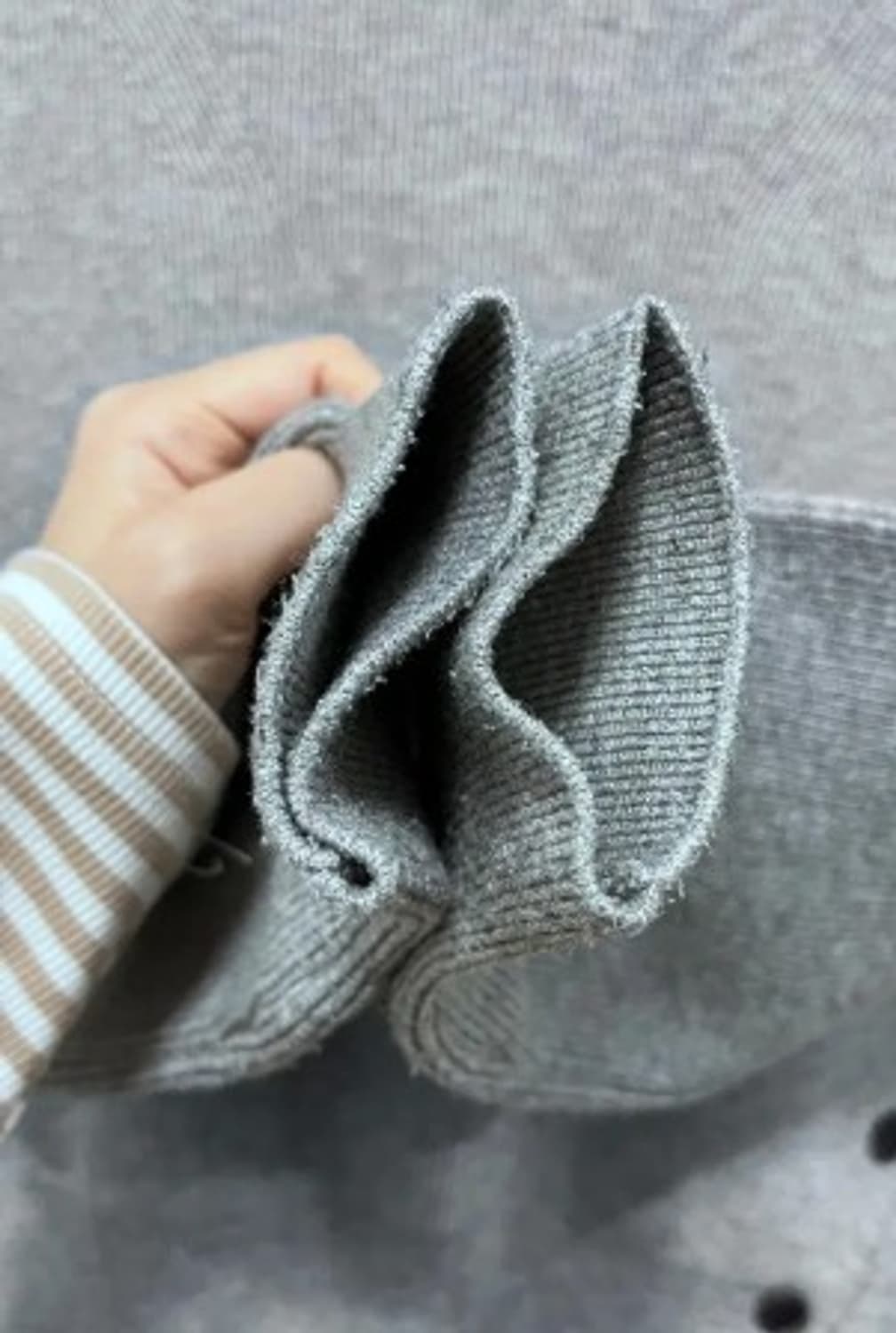 LOEUVRE LOEUVRE 루에브르 여성 그레이 단추니트 free 상품이미지4