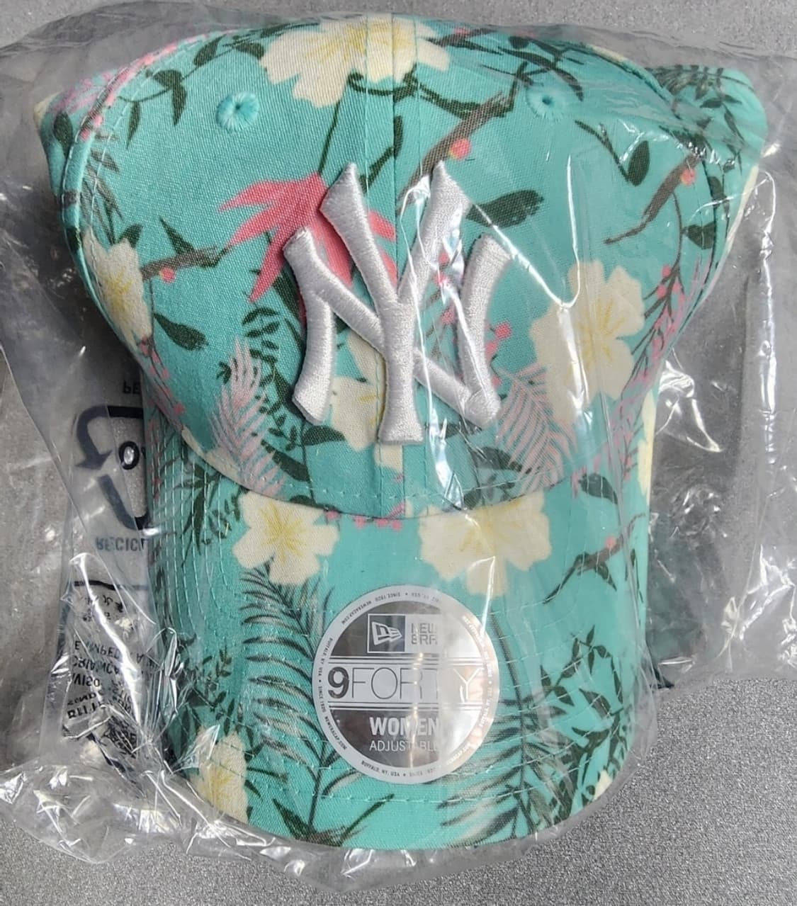 새상품 뉴에라 9FORTY WOMEN 플로럴 볼캡 팝니다 (플라워 볼캡) 상품이미지3