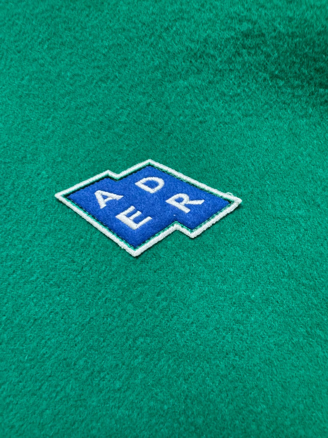 아더에러 오리진 7주년 바시티 a2 팝니다! 상품이미지3