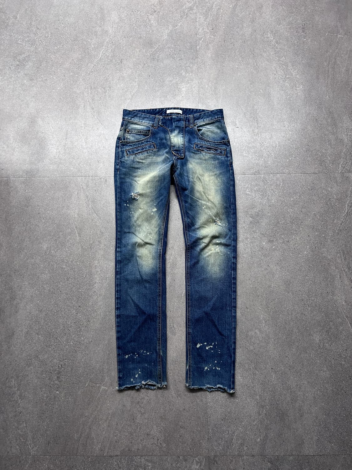 피에르 발망 컷 아웃 페인트 스플래터 워싱 데님 상품이미지4