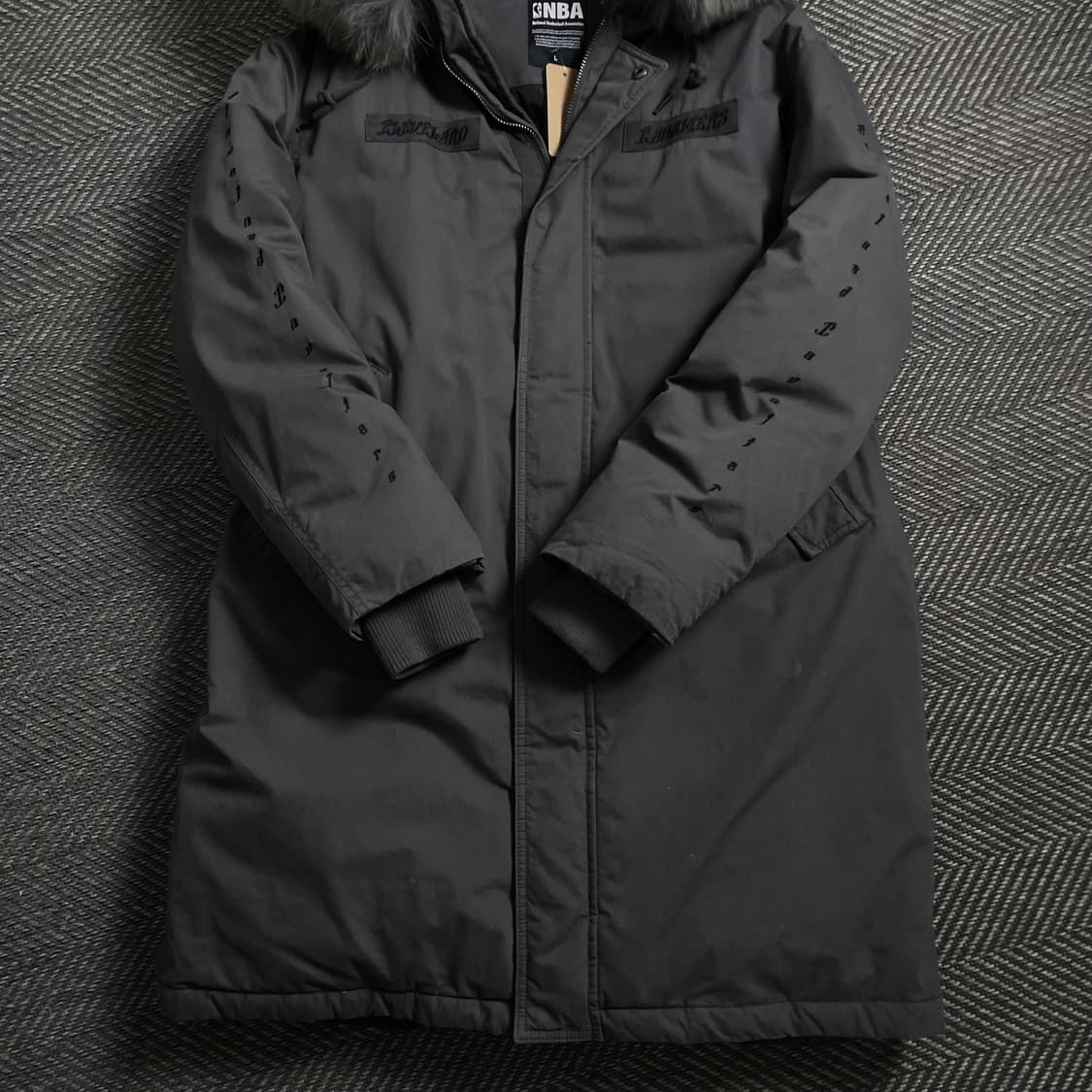 NBA 디테일 로고 그레이 라쿤 퍼 롱 야상점퍼o 4566 상품이미지3